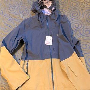 NWT OR Carbide Jacket color Fir/Lichen